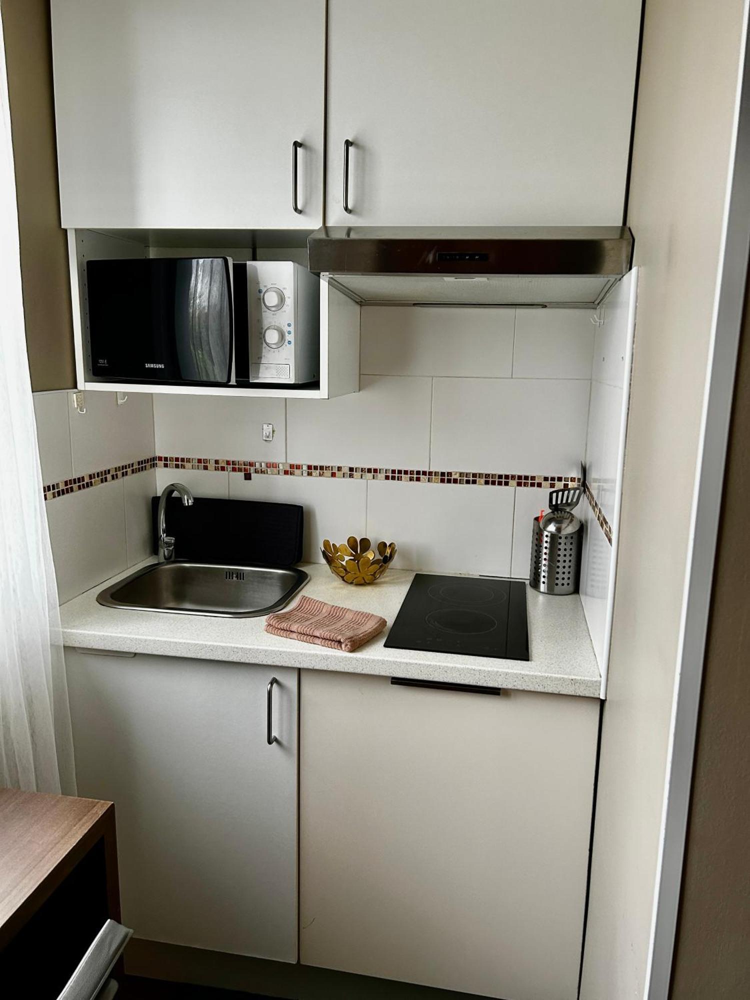 Habitacion Bano Cocina Jardin Y Parking エランディオ エクステリア 写真