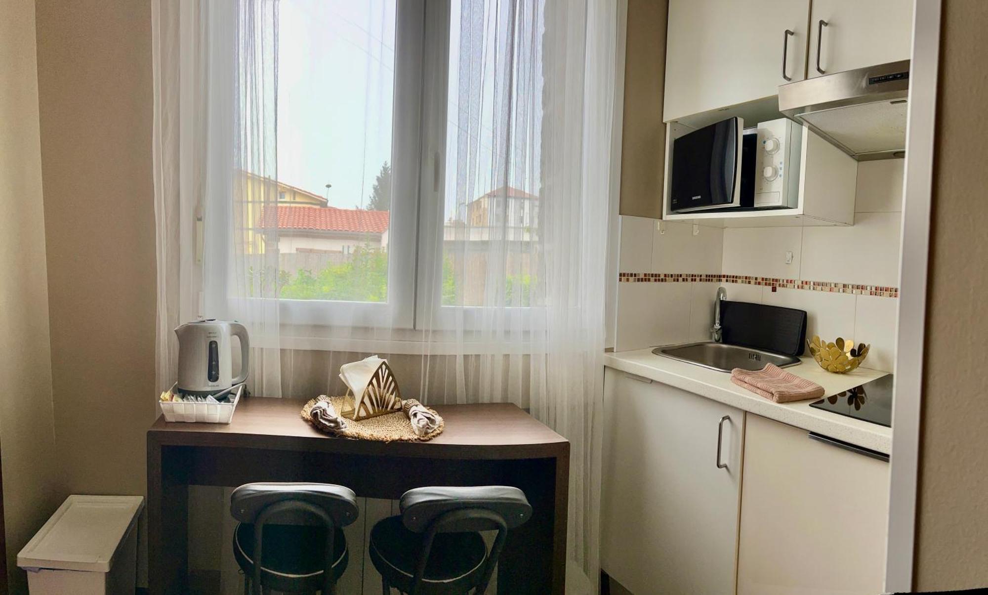 Habitacion Bano Cocina Jardin Y Parking エランディオ エクステリア 写真
