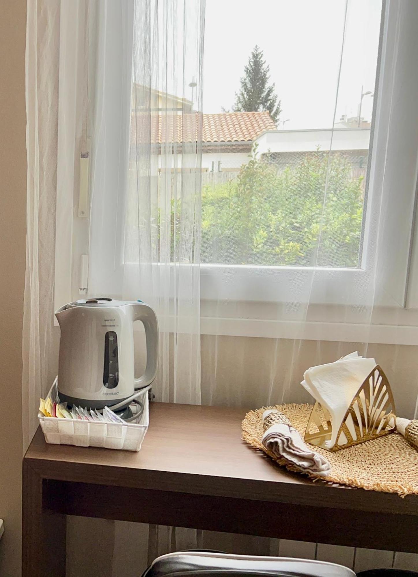 Habitacion Bano Cocina Jardin Y Parking エランディオ エクステリア 写真